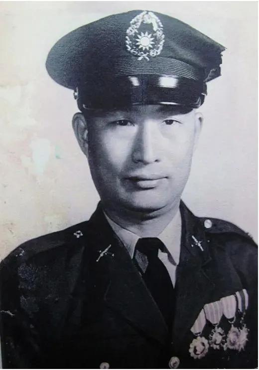 榛勫鑸呭,灏斾篃