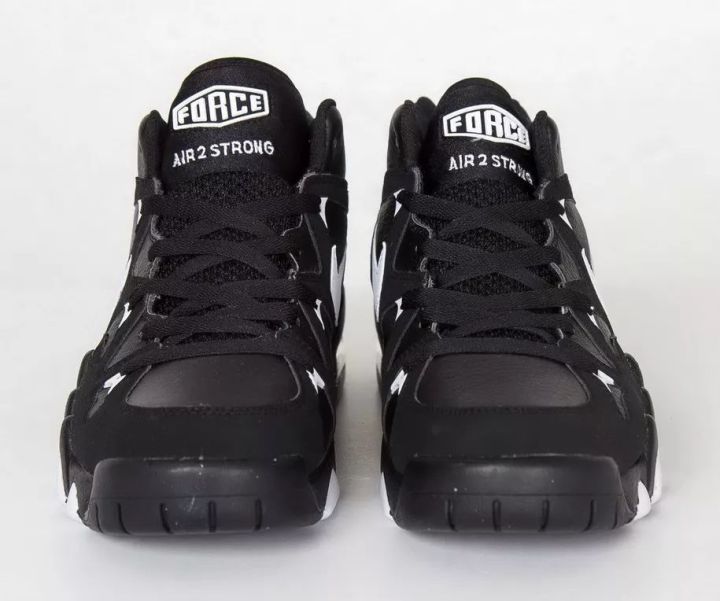 戴尔库里最佳第六人,库里球鞋第7代