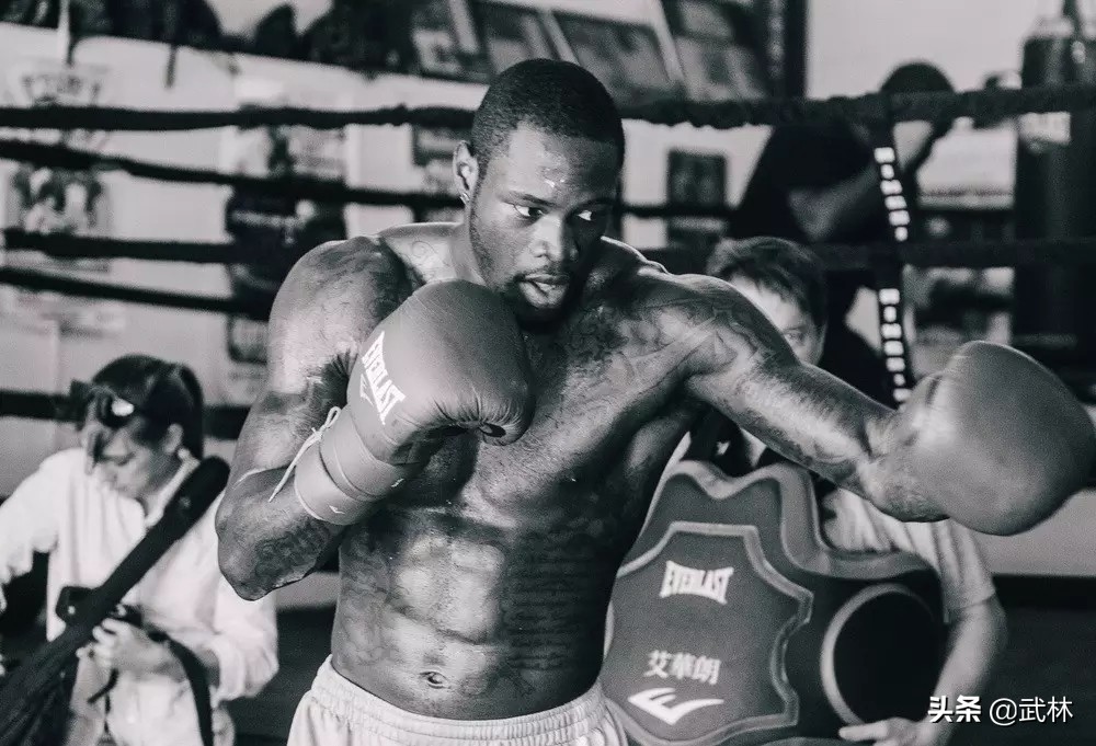 实战第一步突破技巧,教你一步一步提高情商