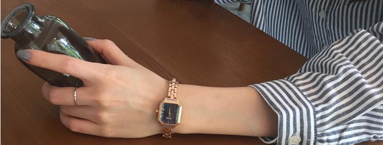 去年买了块表超耐磨,我买了个表挺耐磨的什么意思