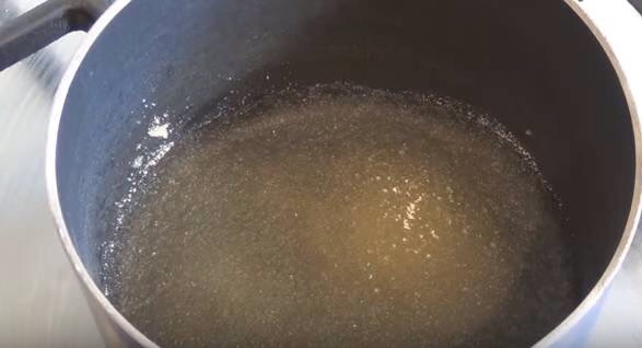 奶油打发的方法和技巧,奶油打发教程要加黄油吗