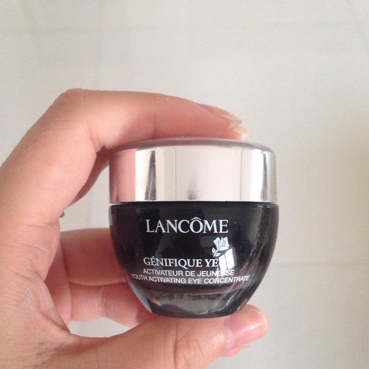 哪一款眼霜适合40岁用,40岁最适合的抗皱眼霜