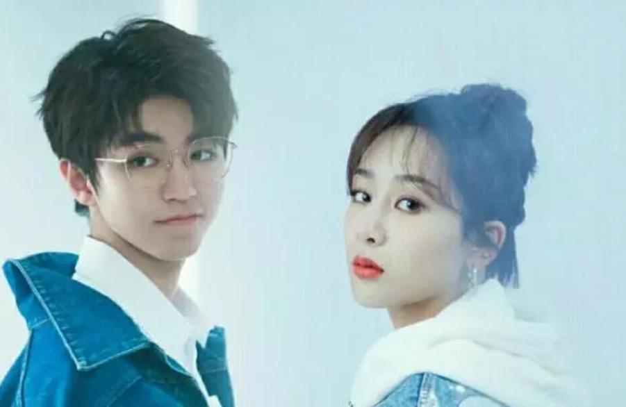 黄晓明回应杨紫和王俊凯,黄晓明杨紫王俊凯吃面