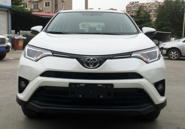 丰田rav4荣放车评,丰田rav4荣放开起来舒服吗