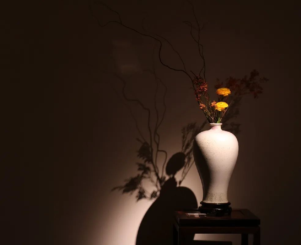 拍卖场无“君子协定”，200万拿下嘉靖*钟金**杯