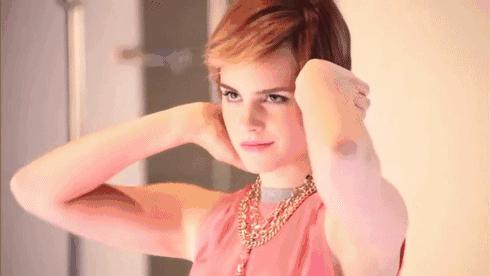 手拿包包女生小巧精致,轻便女手拿包