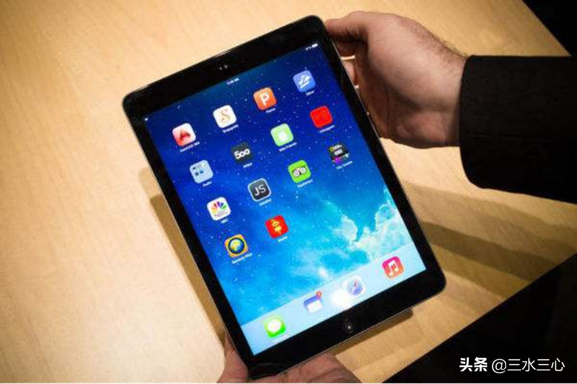 要斩断高价平板后的腐败黑手，更要避免智慧教育成过度应试的帮凶