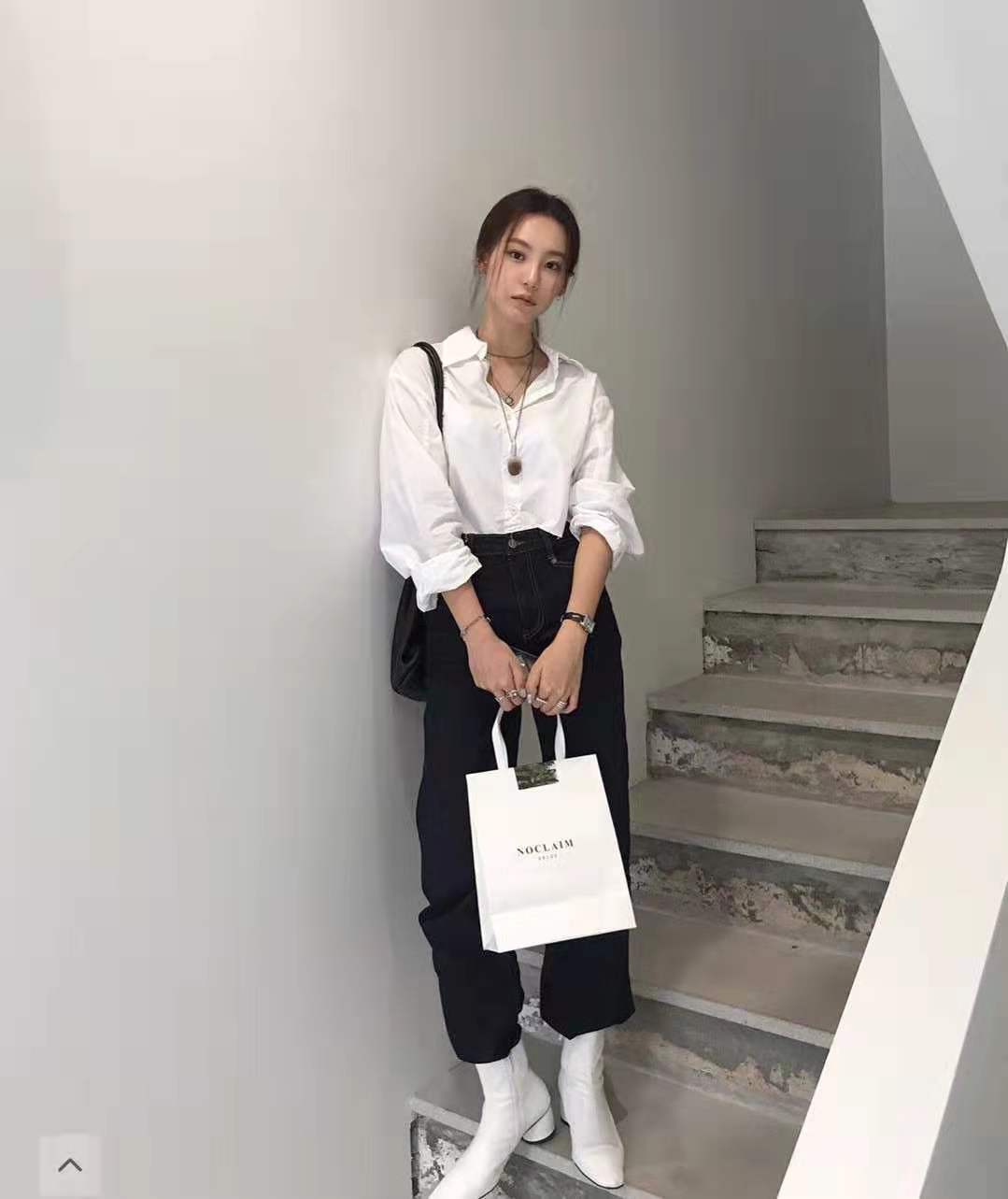 冬季丝袜卫衣穿搭高级感,卫衣女ins宽松慵懒风高级感