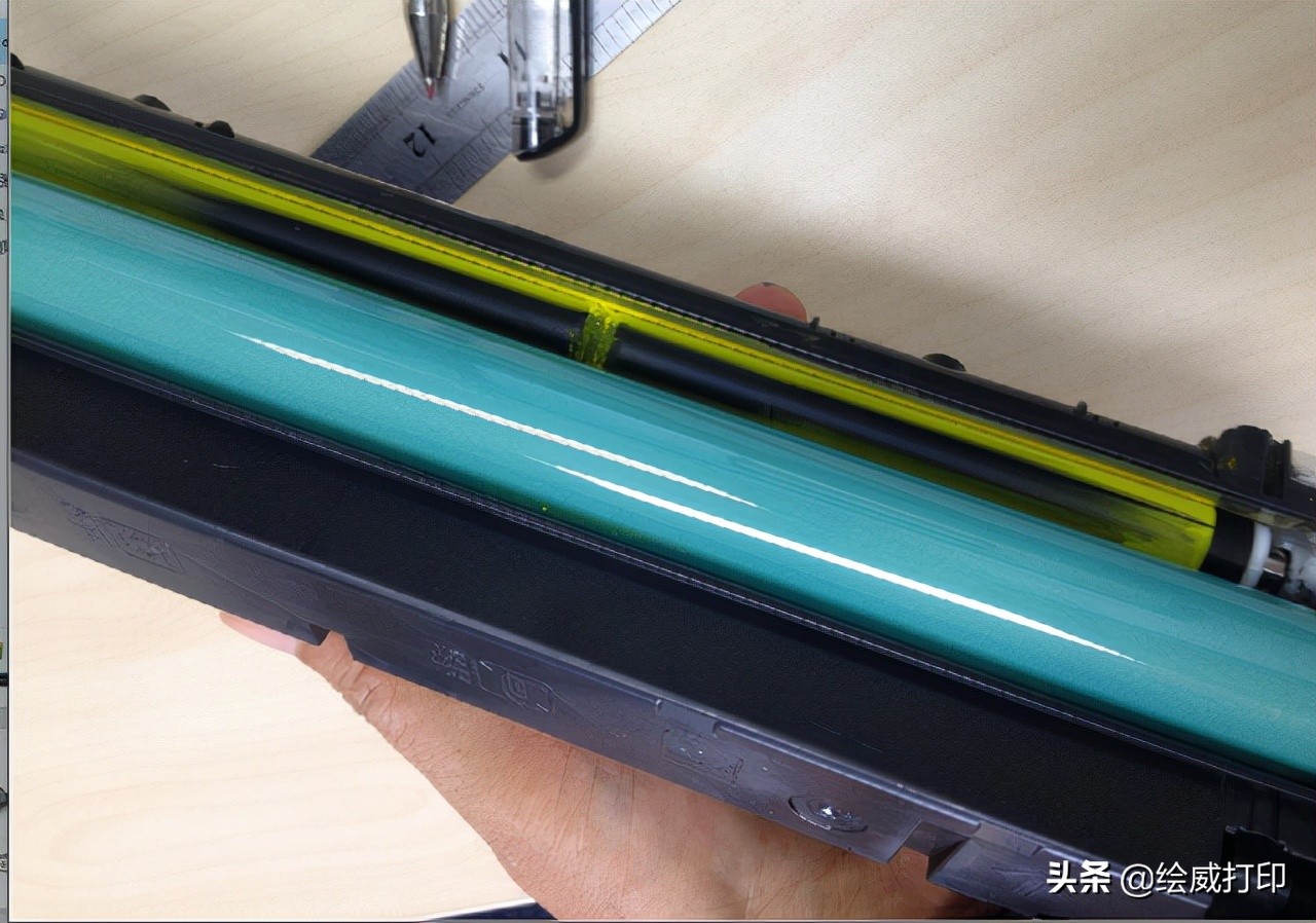 打印机硒鼓偏蓝偏绿有什么区别,新换的硒鼓打印出来颜色不对