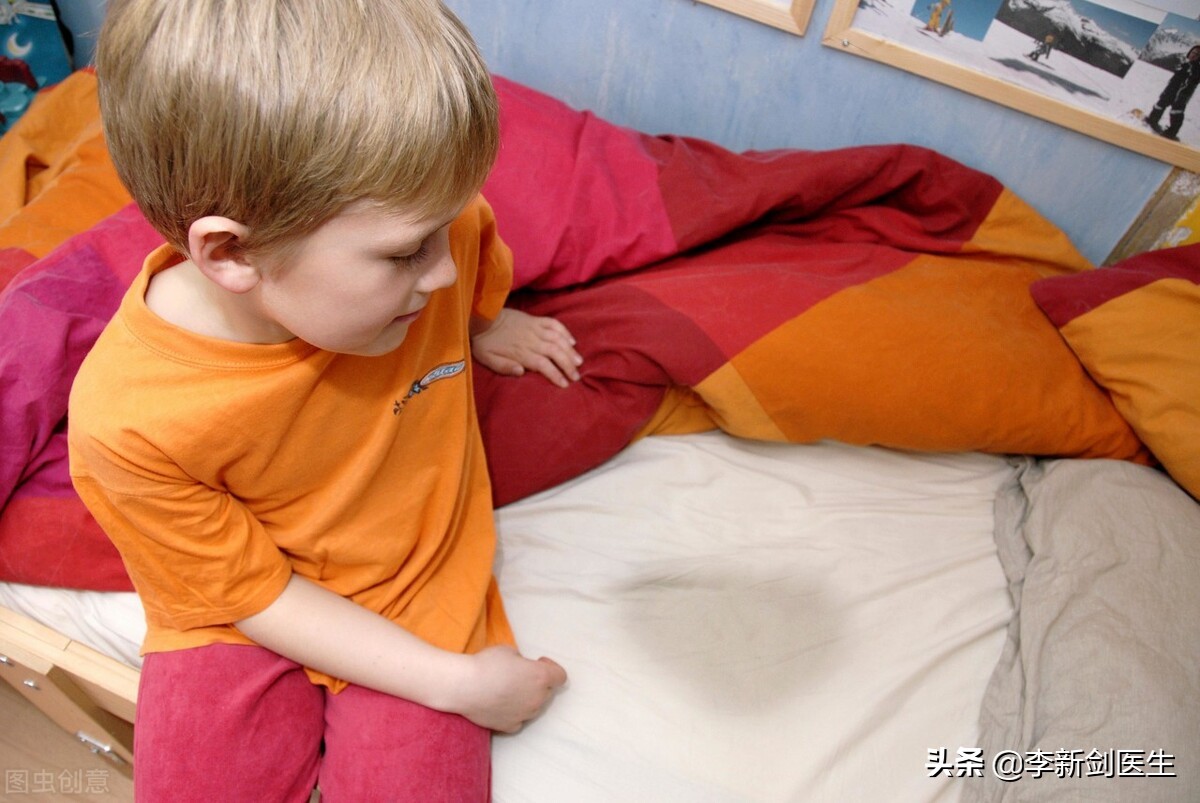 小儿遗尿推拿可以治好吗,夜间遗尿推拿