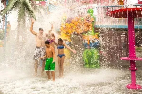 户外儿童帆板夏令营,夏令营水上乐园闯关