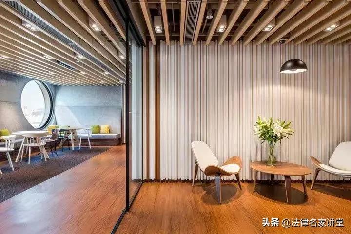 盘点那些颜值超高的警察,国内外顶尖律所