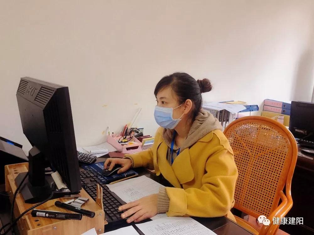 看建阳卫健女儿展巾帼风采