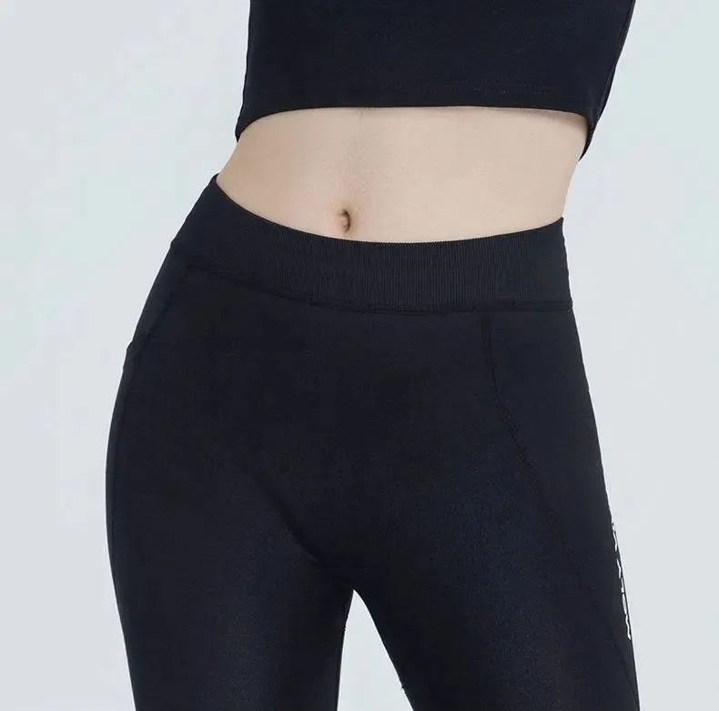 非常显瘦的一款魔术裤,高腰显瘦百搭魔术裤