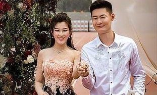 女方指甲折断，男方蛋蛋抓伤，张漠寒张培萌互指家暴，细节揪心