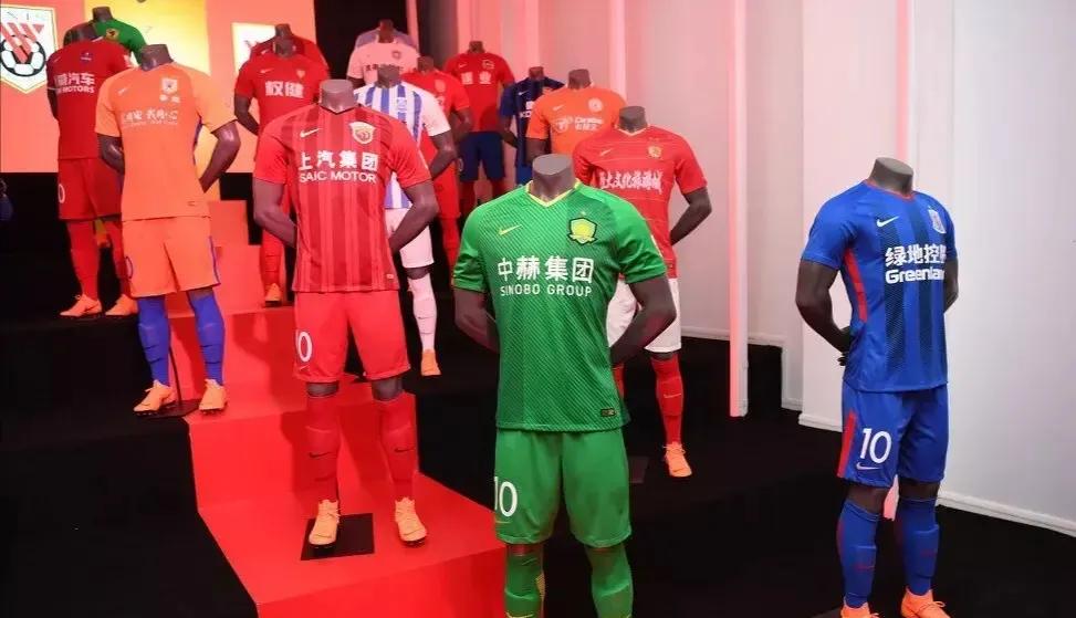 足协谴责耐克保留处理合同权力,足协谴责耐克