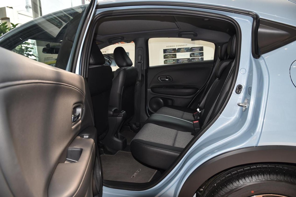 10-15万左右suv车油耗低推荐,10-15万预算这两台suv实力最强