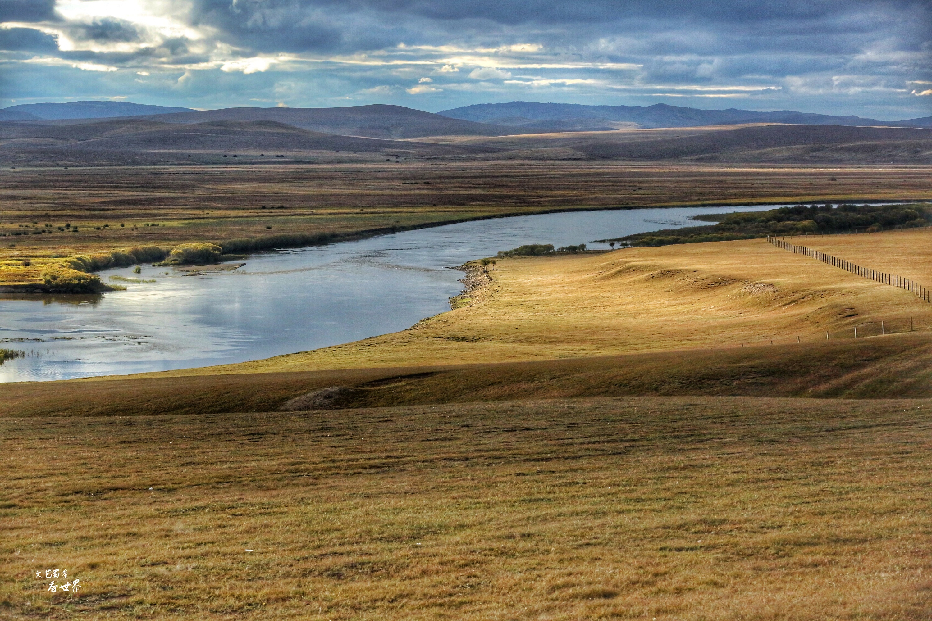 遇见最美草原呼伦贝尔深度游攻略 (带你去美丽的呼伦贝尔大草原)