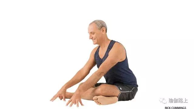 髋部太紧,髋太紧适合开髋的动作