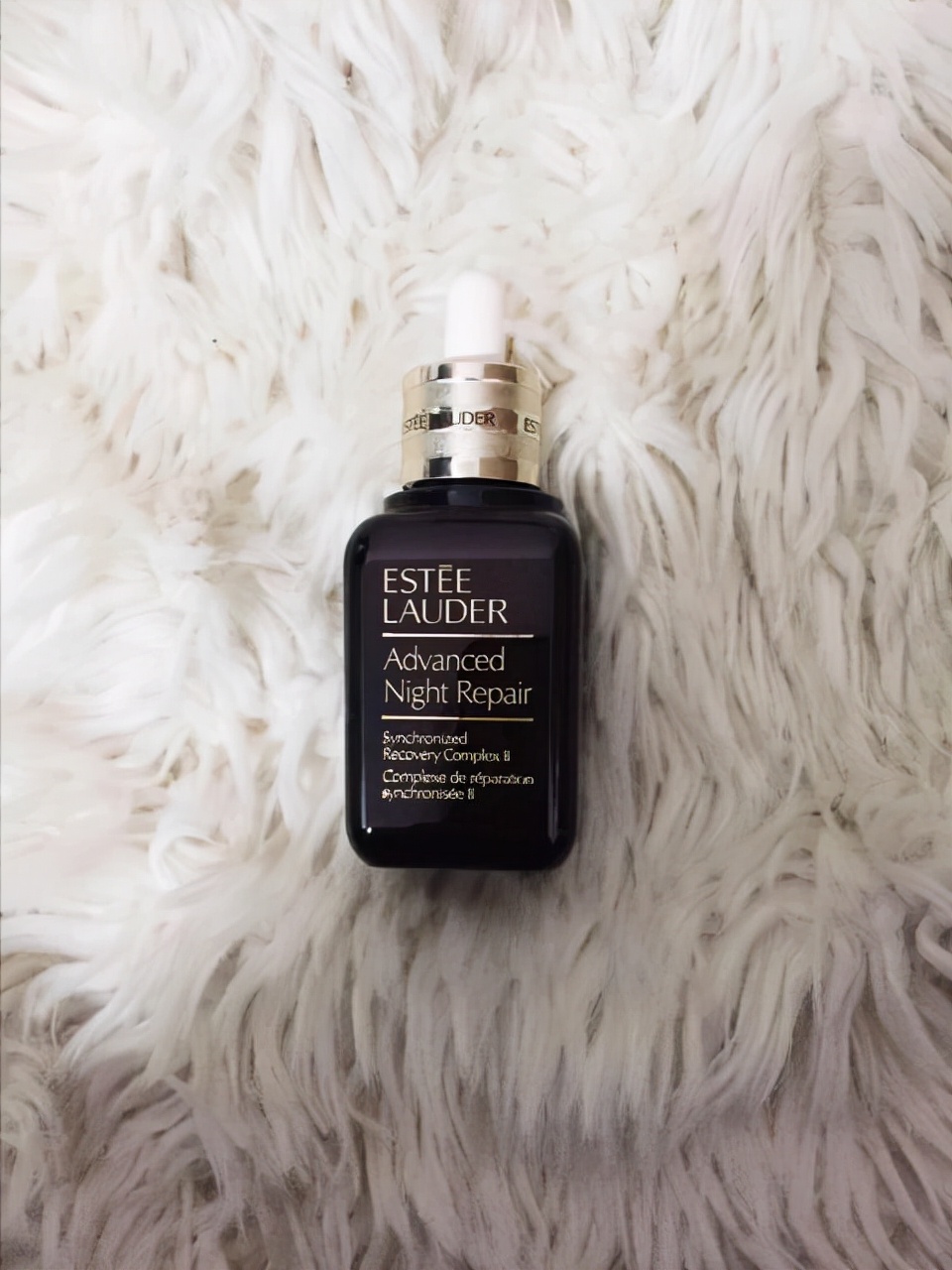 补水保湿美白精华液排行榜,哪个牌子的精华液补水效果好一点