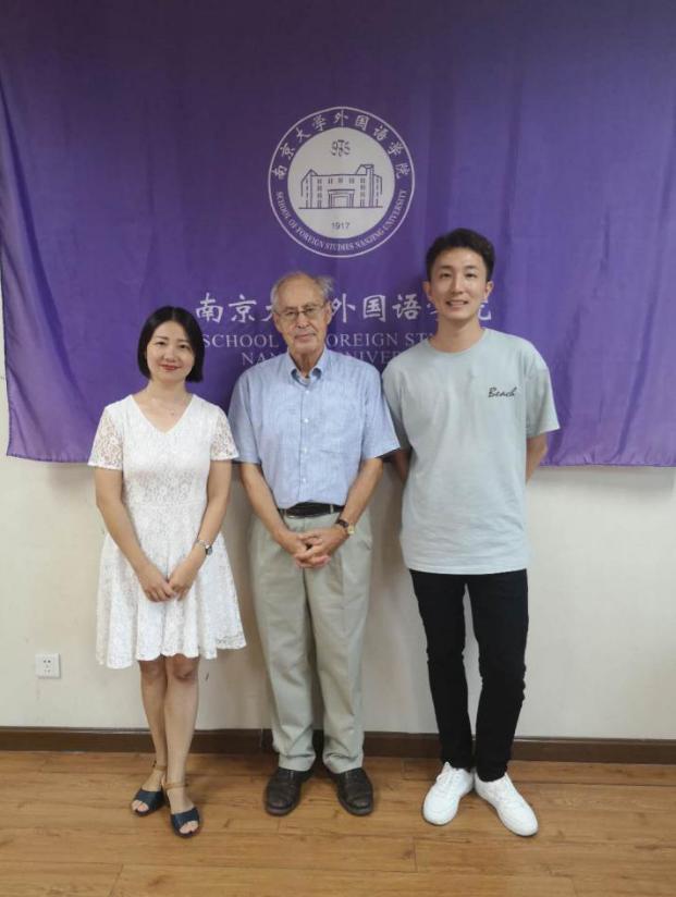 牛！上海男神学霸：曾为前法国国民教育部部长做翻译，如今将入职新华社！