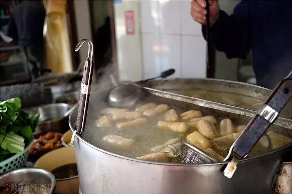 海小、曙光中学、二中……宁波这5所学校边上的老底子早餐，很多人毕业了还念念不忘……