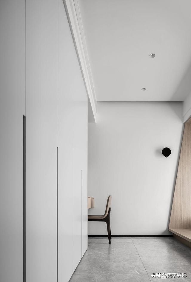 深圳夫妇123㎡的家,坚持电视柜打满柜子,效果不是一般的大气