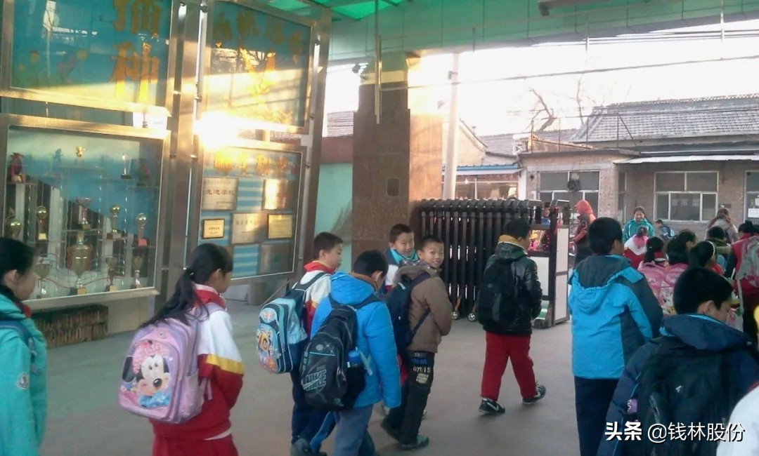 厦门校园访客机如何使用,学校访客机使用步骤