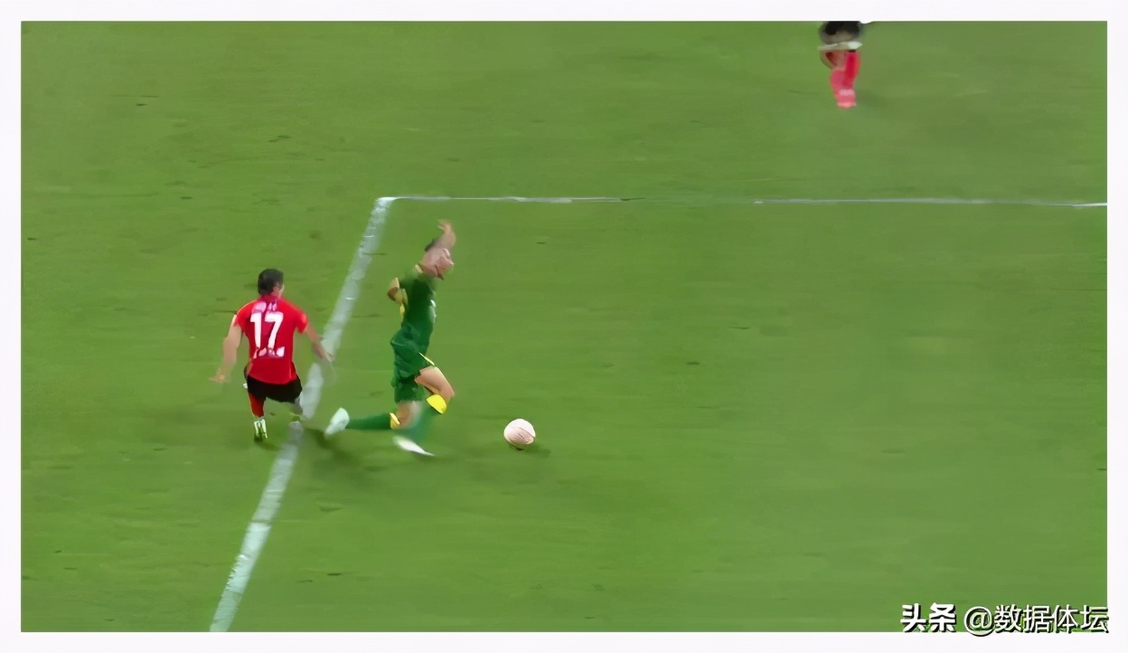 绿城点球,卓尔打绿城4个越位