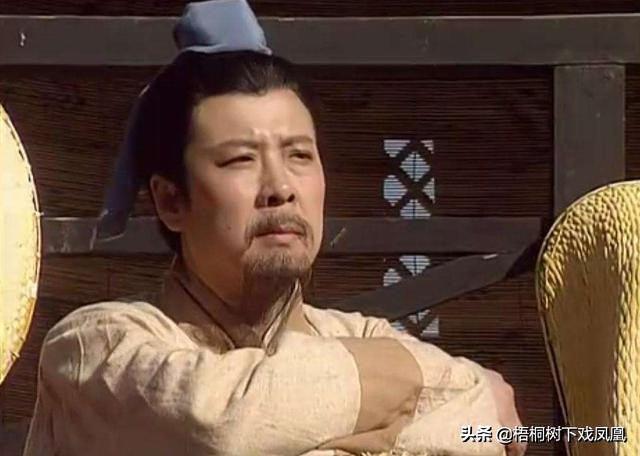 农民挖出古墓毁坏尸体,黄忠的墓被挖出来的视频