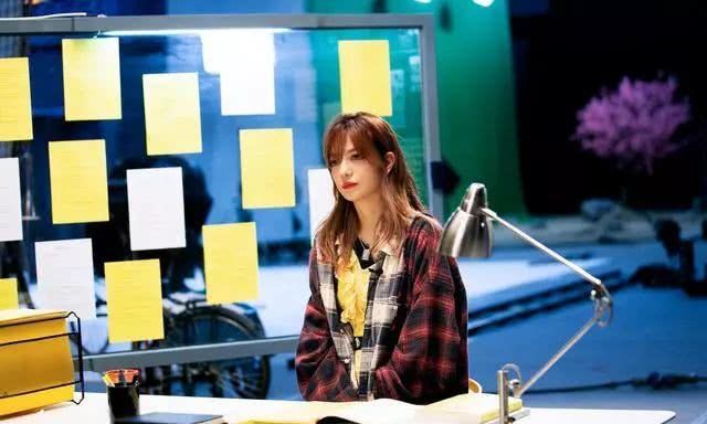 赵薇适合的发型,最适合赵薇脸型的发型盘点