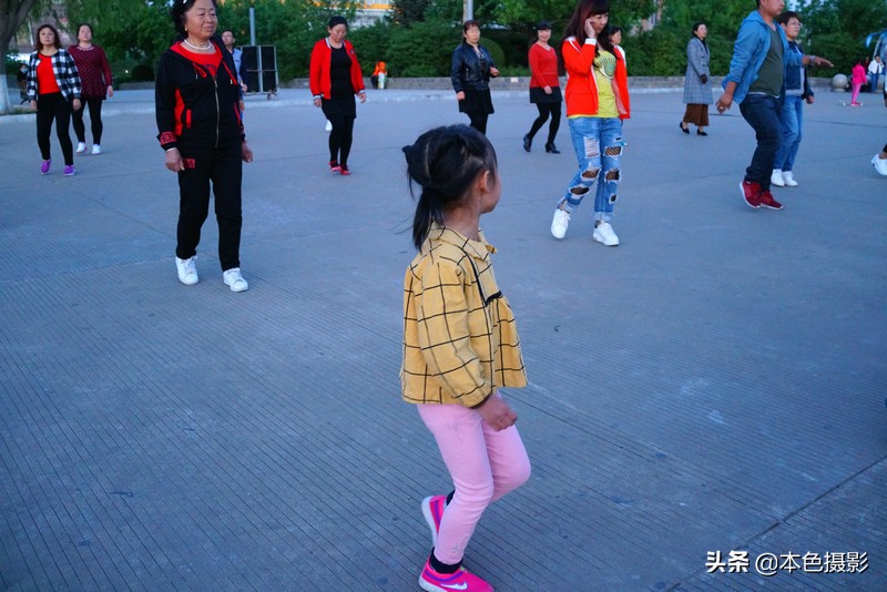 鍩庡競琛楄鎽勫奖,琛楄鎽勫奖娆h祻