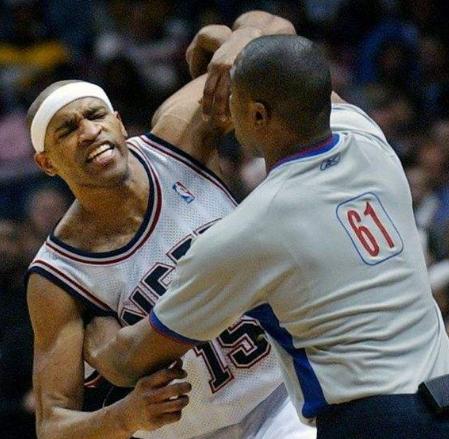 nba2010总决赛垫脚,nba垫脚惨案