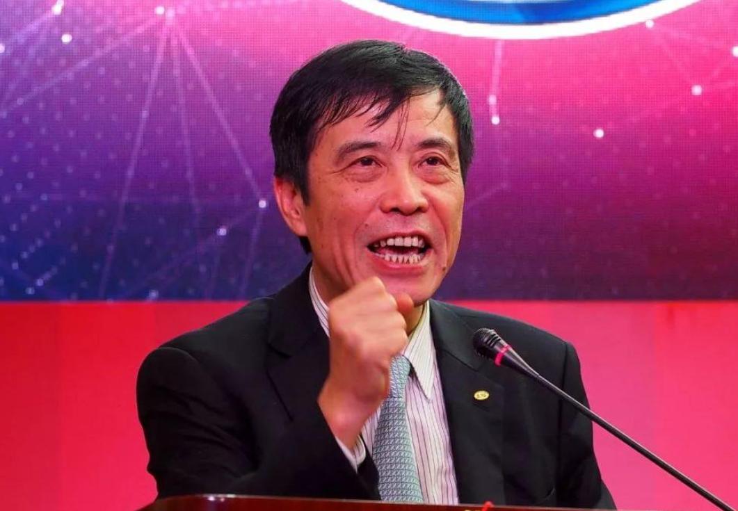 有球踢都不错了！中乙队开1.5万月薪待遇，120名球员抢着加盟