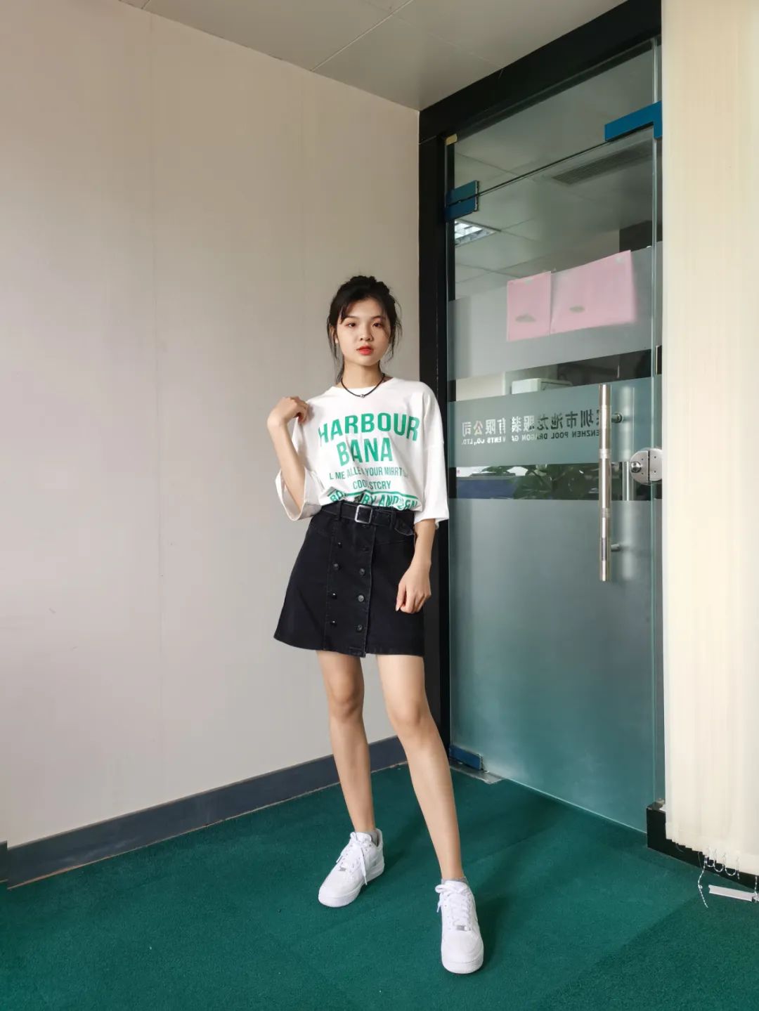 春季如何将基础款穿得高级又时髦,初春穿搭参考春日怎么穿有回头率