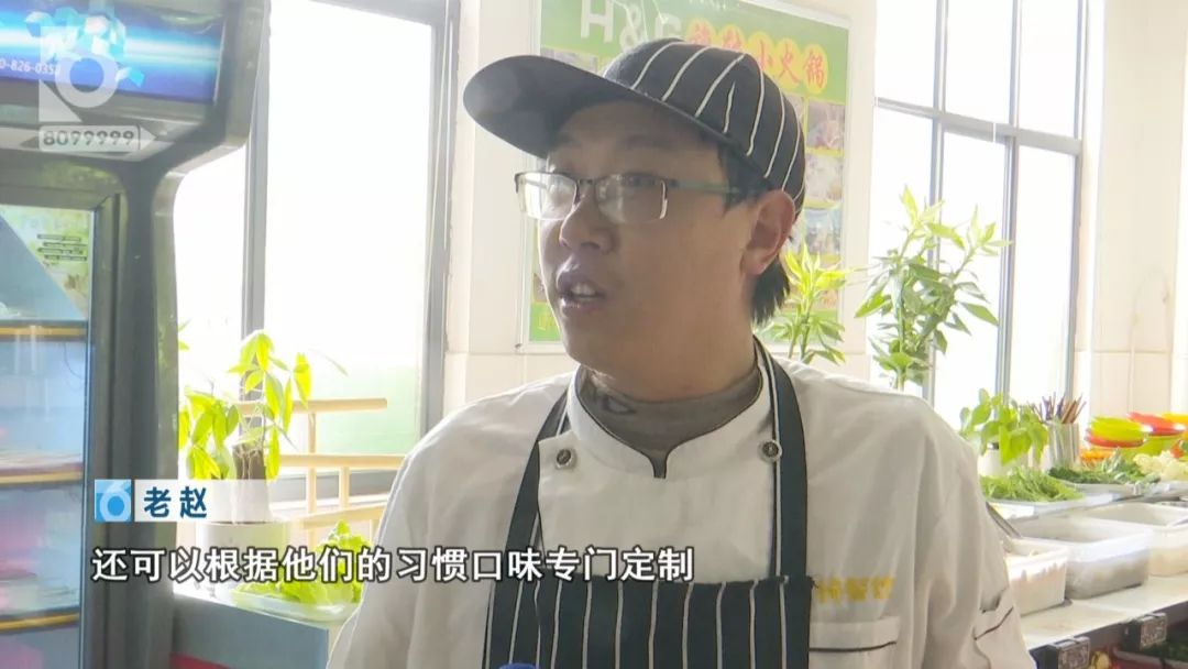 食堂4元成本的小火锅,别人家的食堂十元钱能吃小火锅