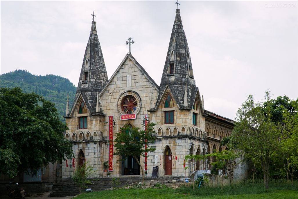 黄果树瀑布一点也不壮观,贵州黄果树瀑布大自然的鬼斧神工