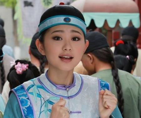 时装大佬也难掩她出卖闺蜜，如今糊到无人识，你还记得金锁吗