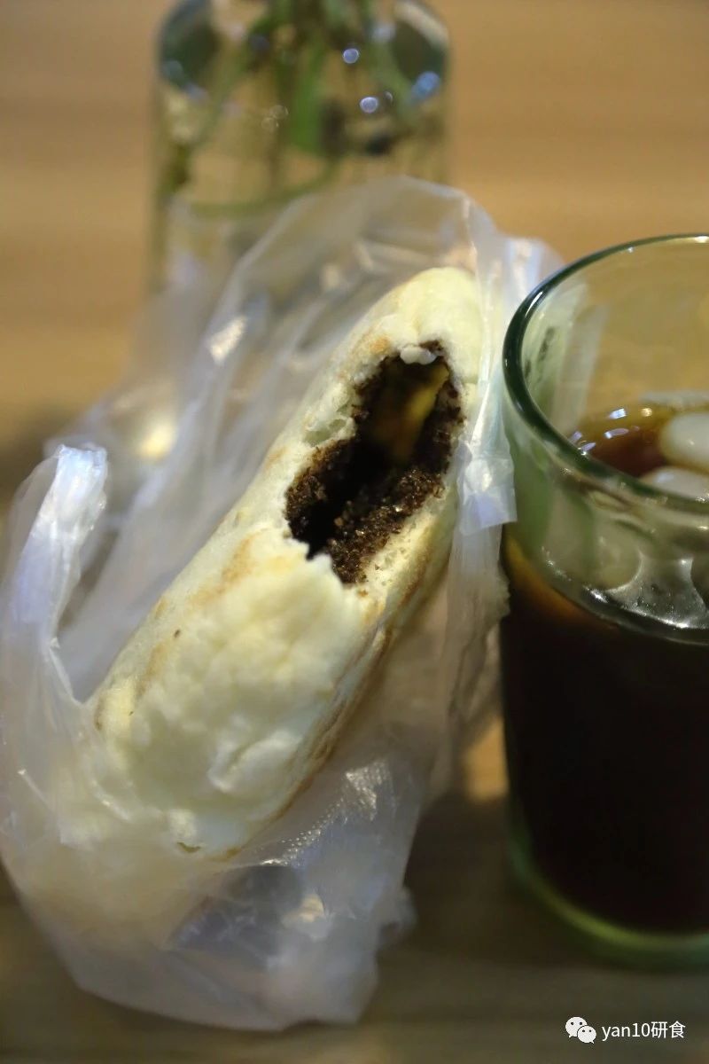 昆明滇池美食推荐菌火锅,滇池边菌子火锅