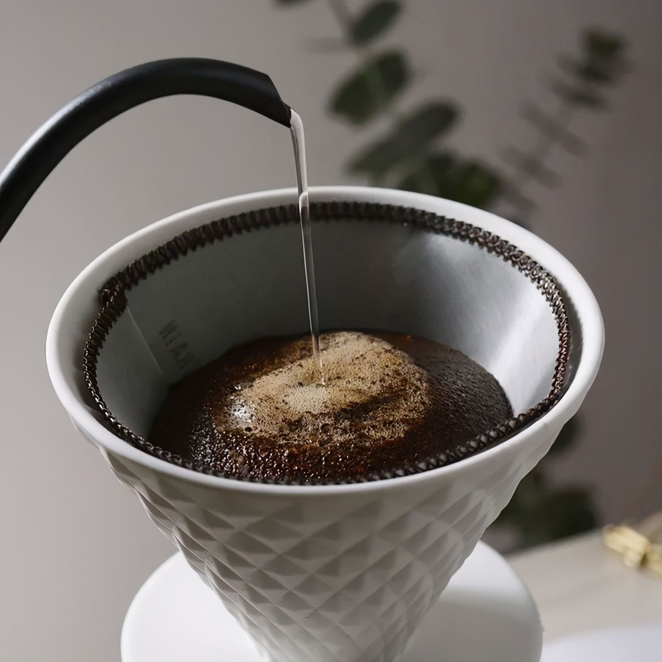 在这个注重颜值的时代,大数据时代我们更难获得真心