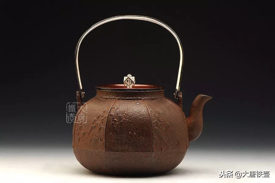 100年的老铁壶有什么特征,最值钱的铁壶真品图