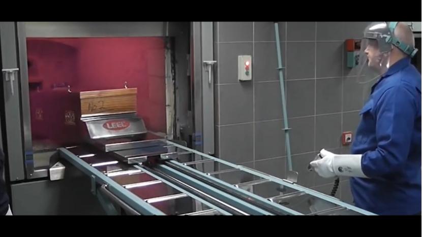 熊熊烈火燃烧了我原唱,熊熊烈火燃烧的过程