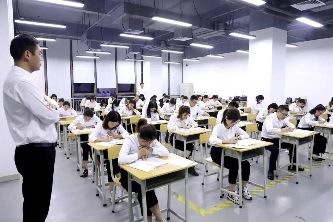 “师生同考”又何妨？奋达老师的实力超乎想象