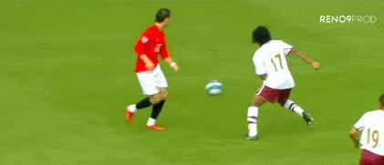 这些年我们追的男明星,罗纳尔多和小罗足球天赋