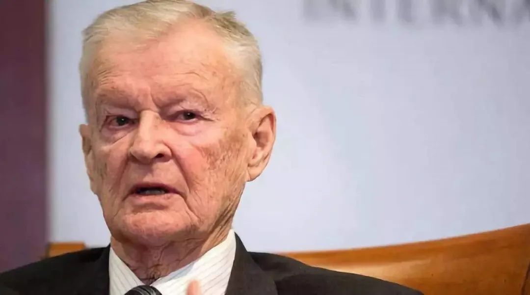 奶头乐理论下：警惕娱乐至死