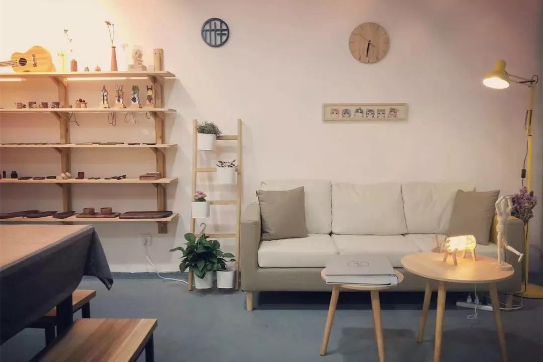 在校大学生小本创业项目低门槛,适合大学生小型创业项目推荐