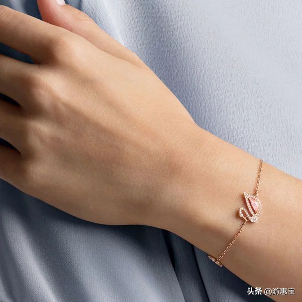 黑转粉系列,施华洛世奇粉钻天鹅专柜