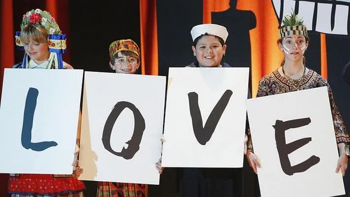 摩登家庭分析,摩登家庭里的温馨