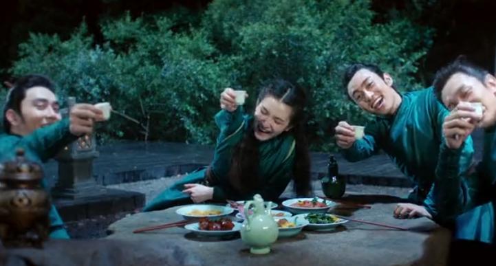 新射雕英雄传欧阳克出场,新版射雕欧阳克被困荒岛吃兔肉