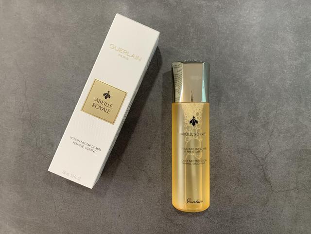 化妆水推荐学生平价保湿美白提亮,推荐一款补水又实惠的化妆水